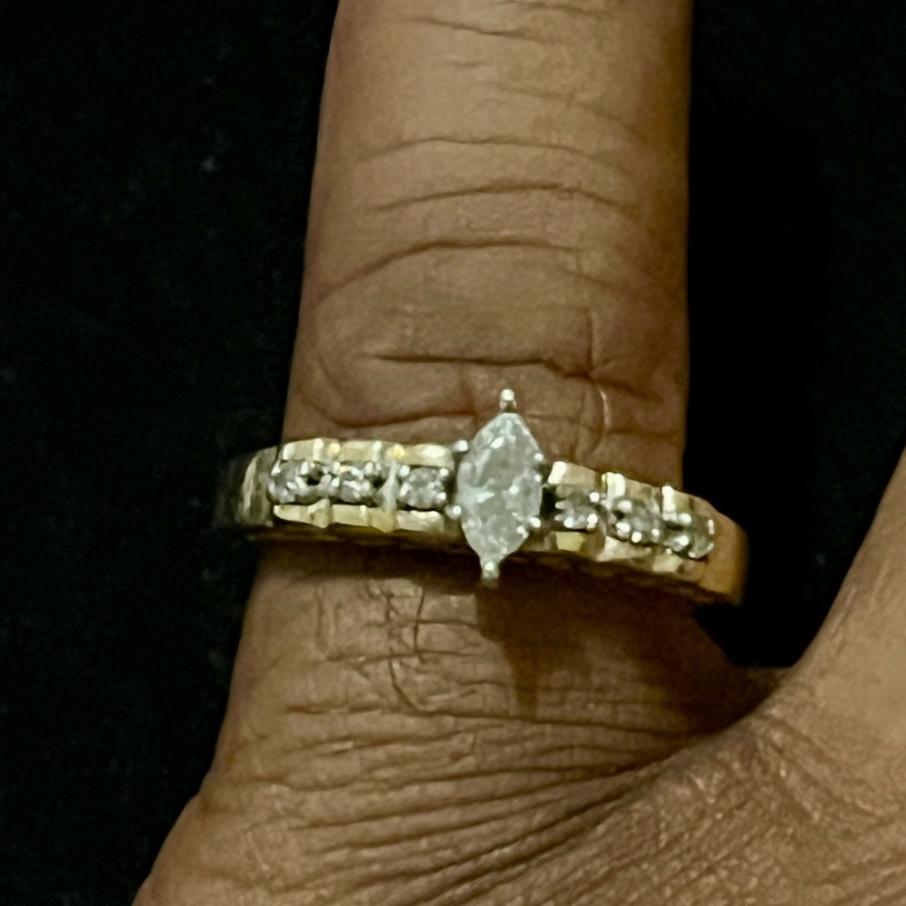 14K Yellow Gold Marquise Cut Natural Diamond Ring – 3.77g Size 7 - Picture 13 of 17